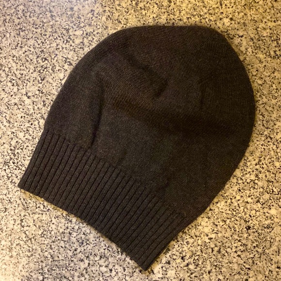 Portolano Other - Portolano 100% Italian merino wool beanie in charcoal grey